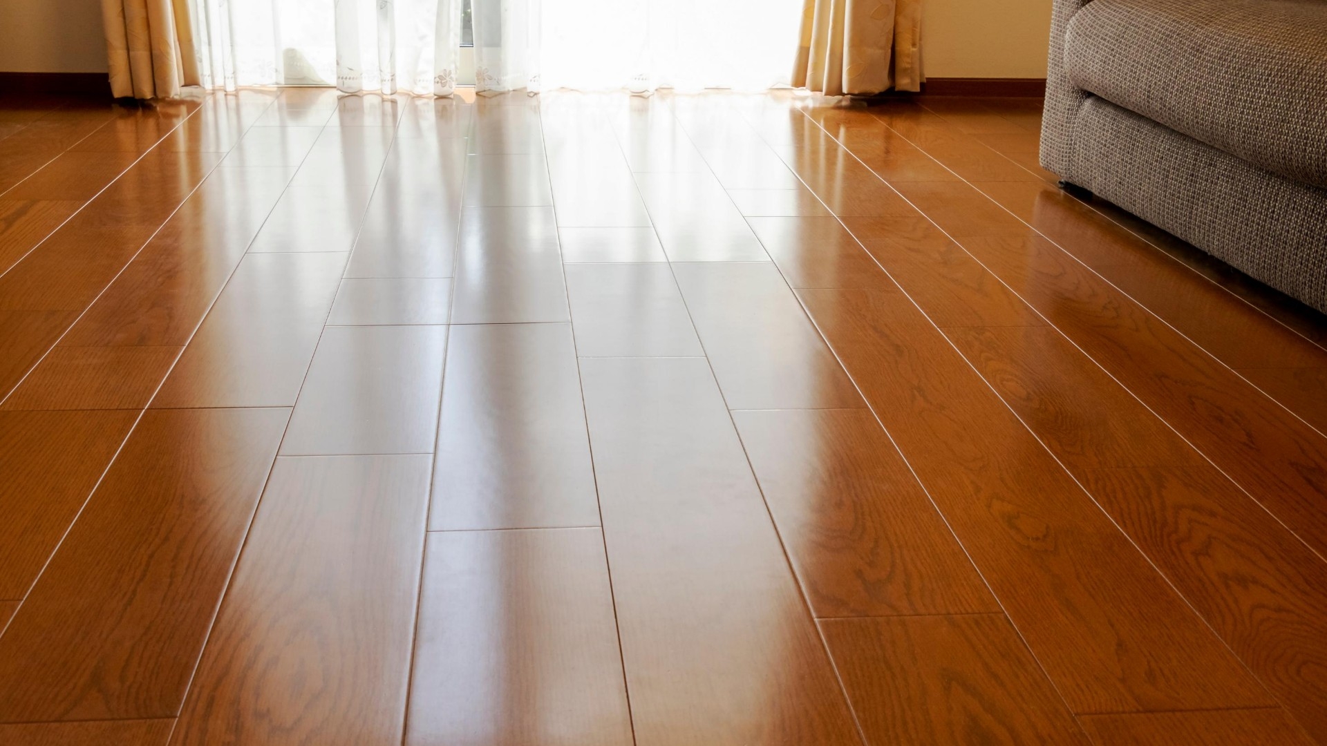 How to protect your floors against UV ray damage?
